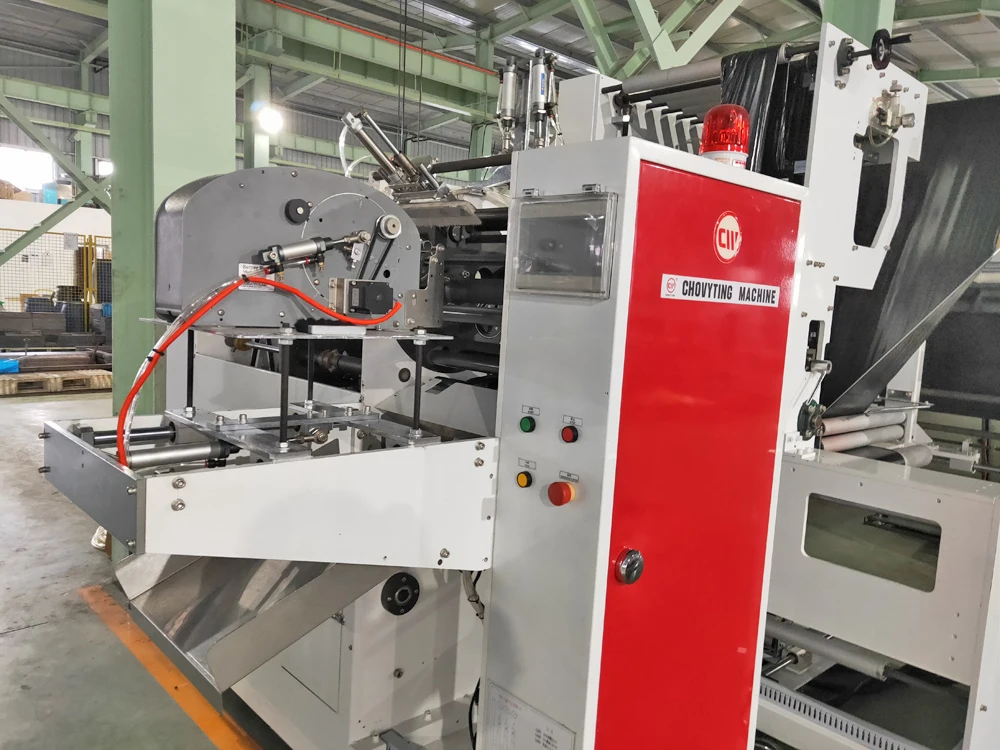 
ZheJiang automatic draw tape plastic bag on roll perforated PE biodegradable trash garbage roll bag making machine with core 