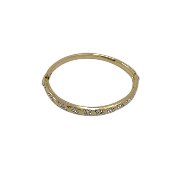 Customized designed rock and roll style metal skull decorative leather bracelet