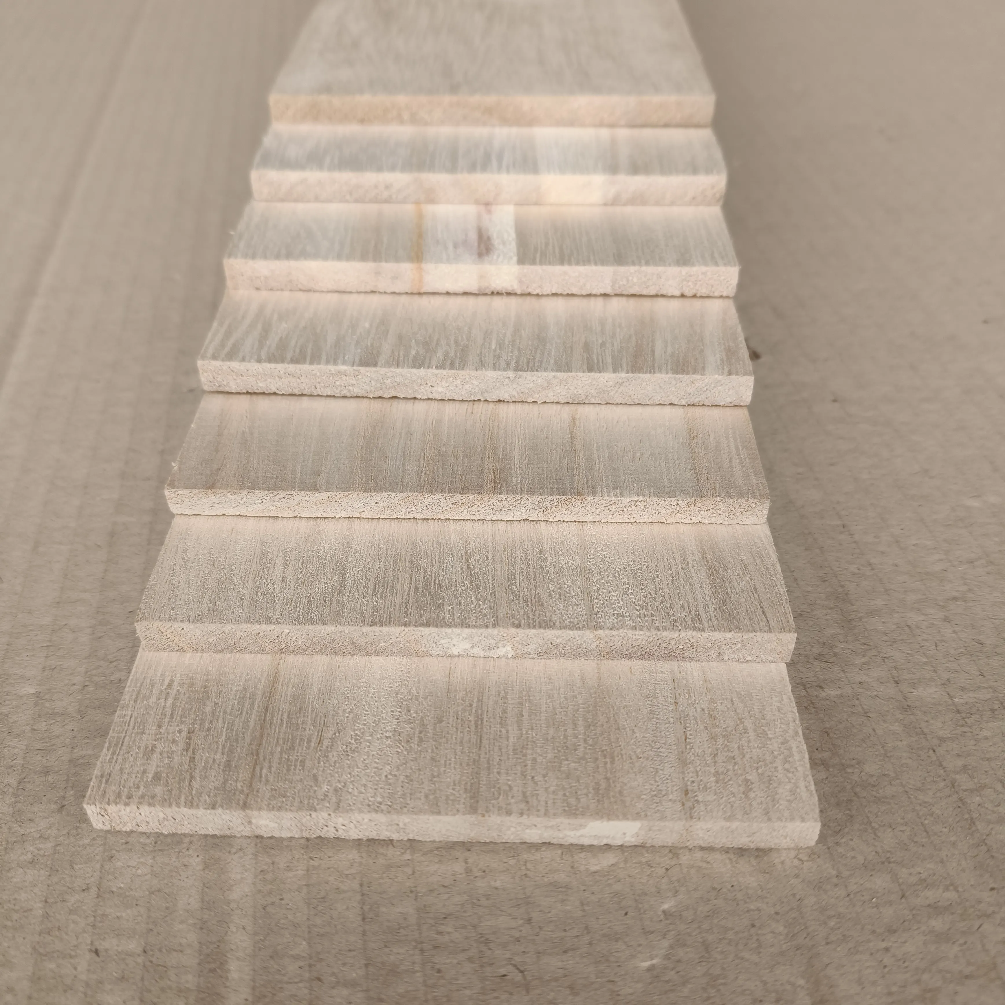 Decorative use 4*8 Paulownia Solid Wood Board Paulownia furniture board