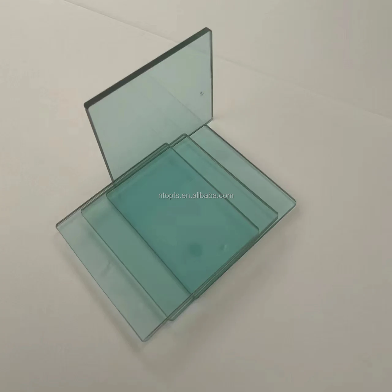 China Facoty Custom optical Heat Absorbing Glass KG5 GRB5  Insulation Filter