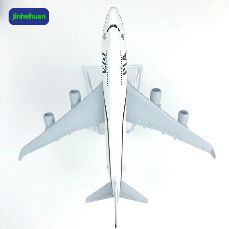 Pakistan B747 Airplane Model Diecast Toy 1:400 For Kids Gift Small Aircraft Models For Boys Alloy Diecast Toys