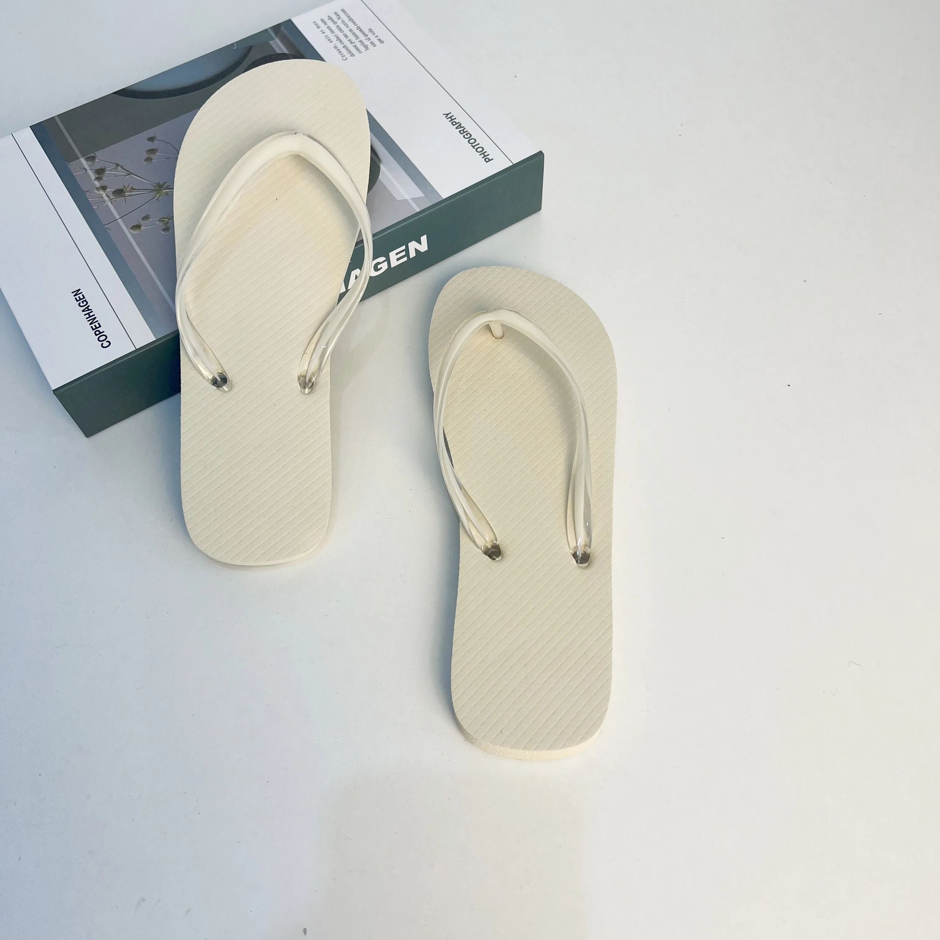 Printed logo Summer Ladies rubber beach Bathroom Shower slippers Flip-flops Wedding Cheap rubber slippers Hotel custom slippers