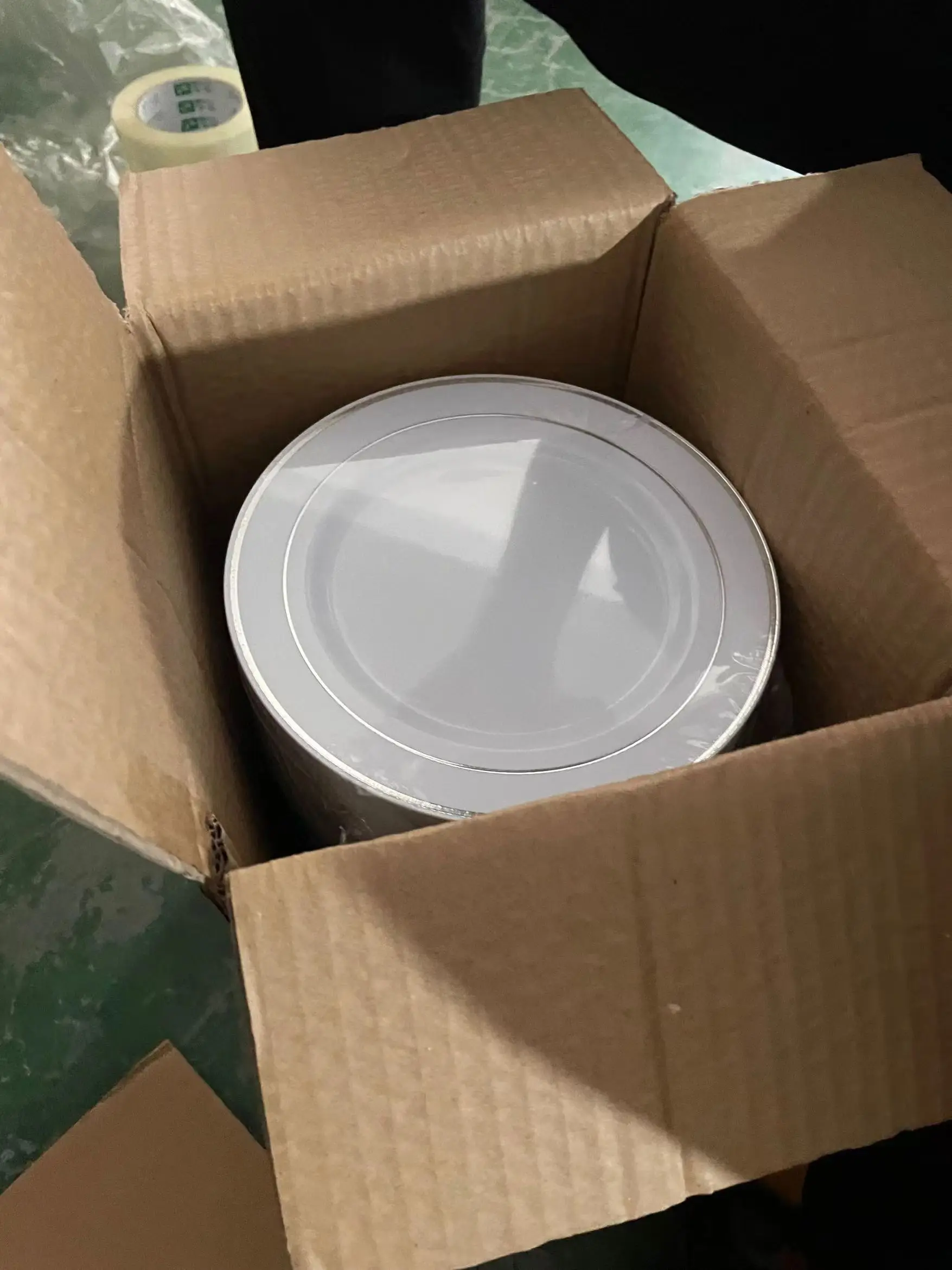 60 Pack Silver Rim 7.5inch and 10,25inch Plastic Plates with Gold Plastic Silverware Gold Plastic Cups silver dinnerware set