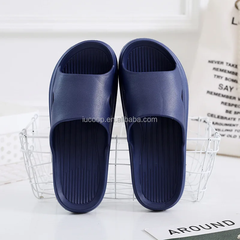 Unisex Soft rubber slides for household fashion Slippers Non-slip EVA Bathroom Slides Woman Sandals Summer Flip Flops
