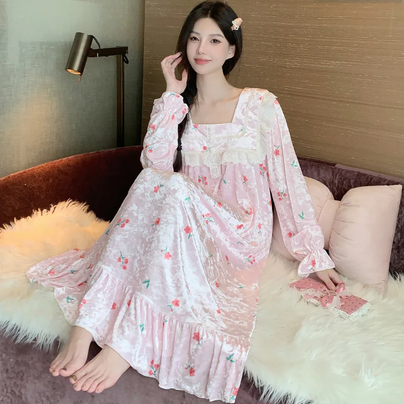 Hot Golden Velvet Square Neck Lace Night Dresses for Women Long Sleeve Autumn/Winter Home Clothes