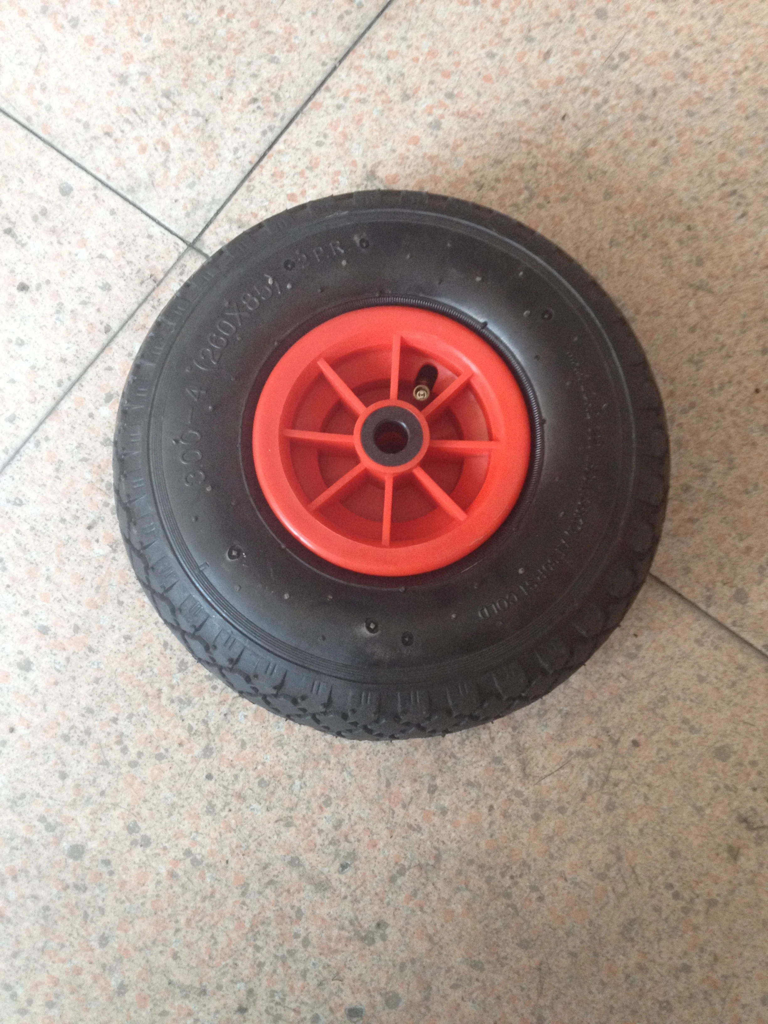 Horse Carriage Pneumatic Wheel Pneumatic Rubber Wheel China Pneumatic Tyre Balloon Wheels