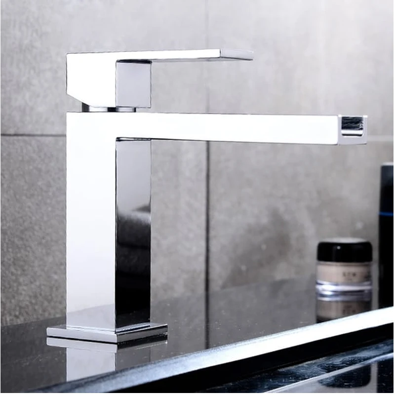 Deck mounted hot and cold water mixer luxurious wash hand basin faucet