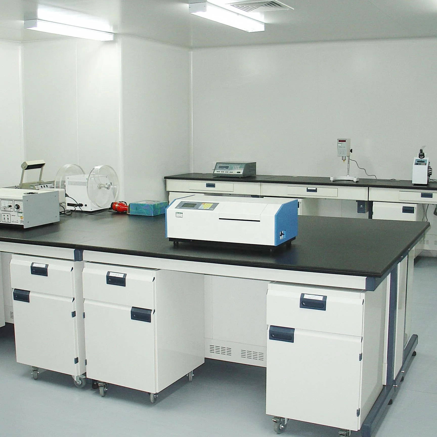Steel medical chemistry lab workstations with wall cupboard mobile lab furniture bench