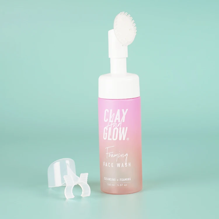 Косметическое очищающее средство для лица розовая пена 150 мл