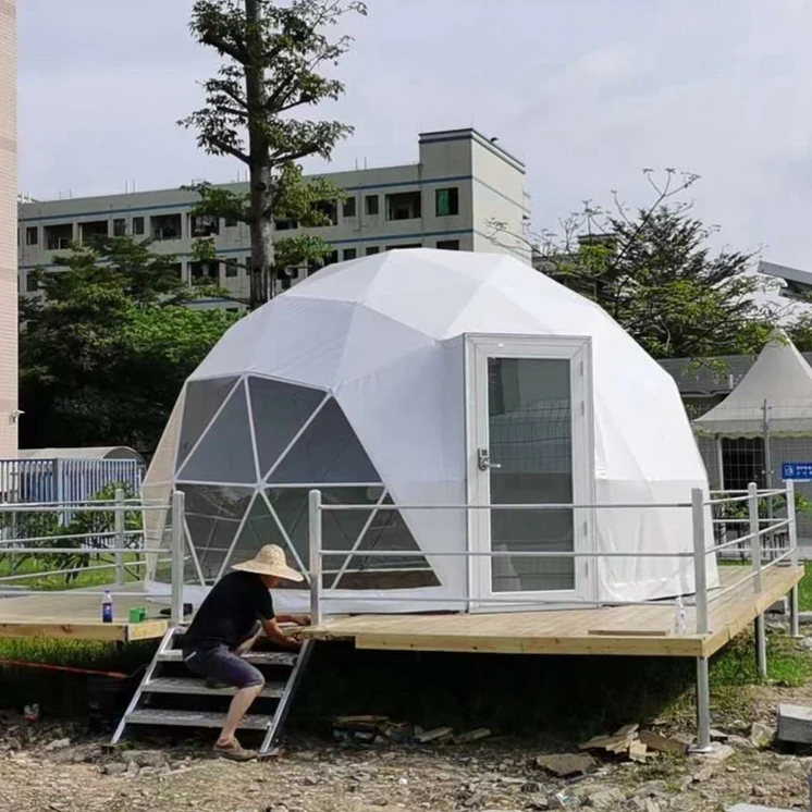 Family Glamping 15m Diameter Geodesic Dome Tent Igloo Ice Cube 60 Igloo Vetro