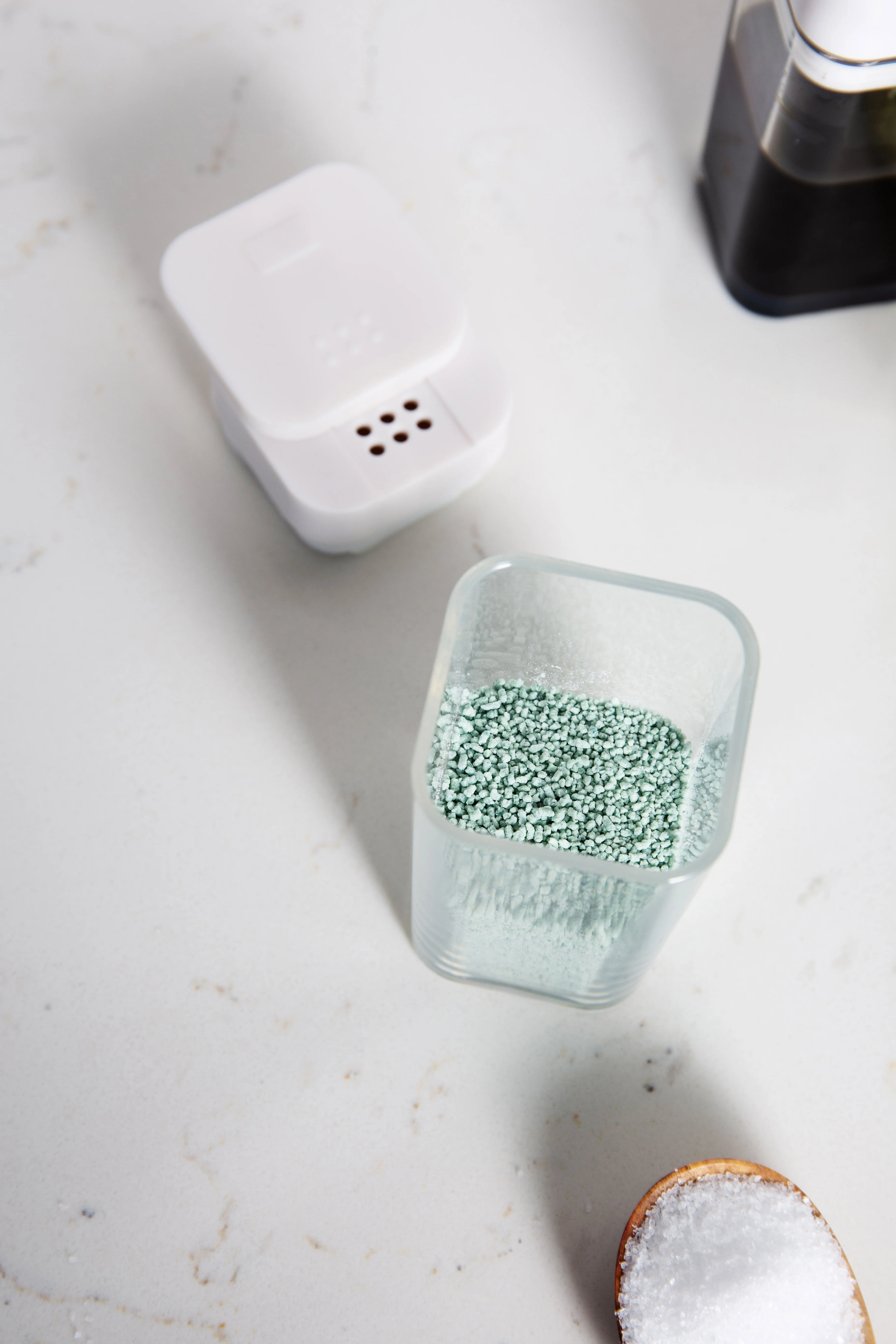 Cooking Spice Jar Organizer Spice Plastic jar Salt Bottle Oil Bottle Jars for Spice