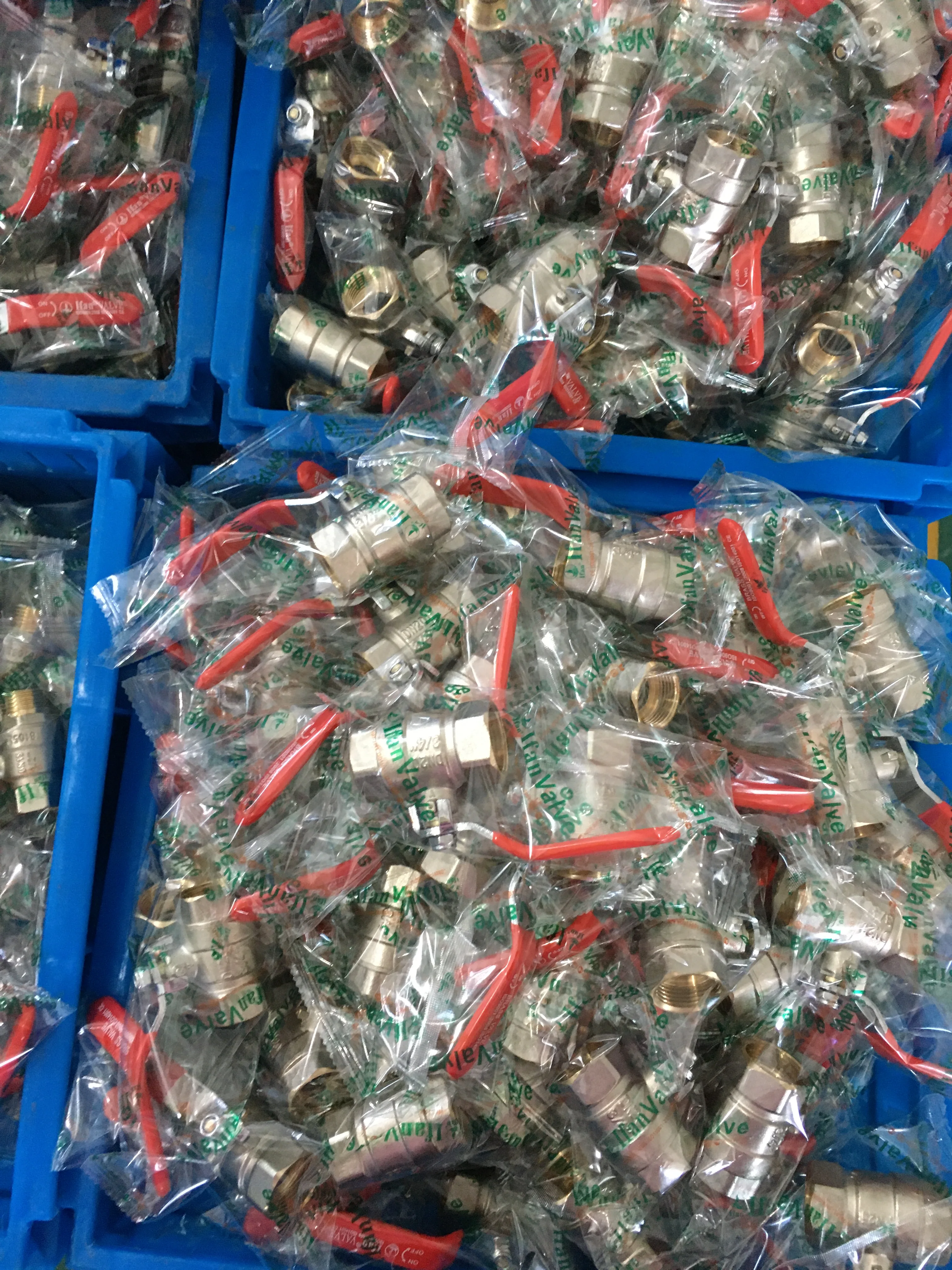 IFAN Factory 1/2 Ball Valve PN25 Brass Water Valve Red Long Handle 81068FF Air Vent Brass Ball Valve