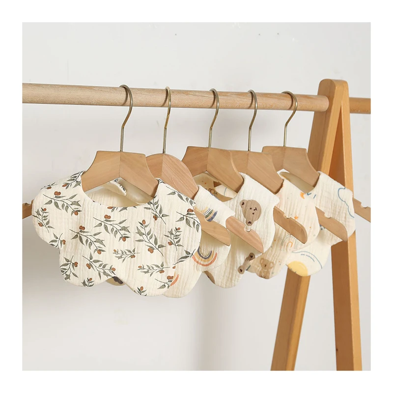 Babyshow Natural Cotton Gauze Baby Eating Bibs  Soft Flower Shape Newborn Baby Eating Leak-proof Bibs