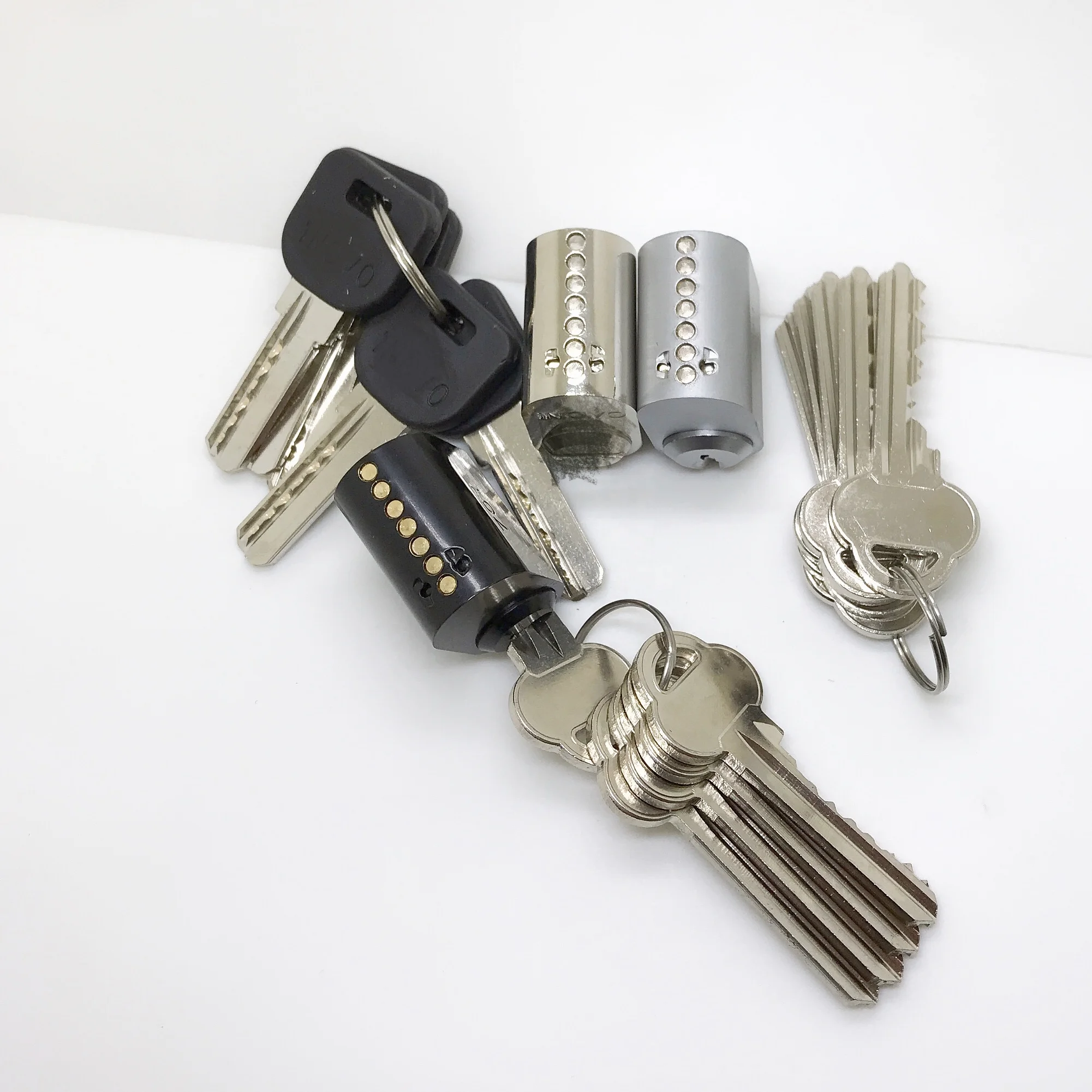 High Quality  Satin Chrome black 31mm Solid Brass Big Oval Half Lock Cylinder Northern Europe