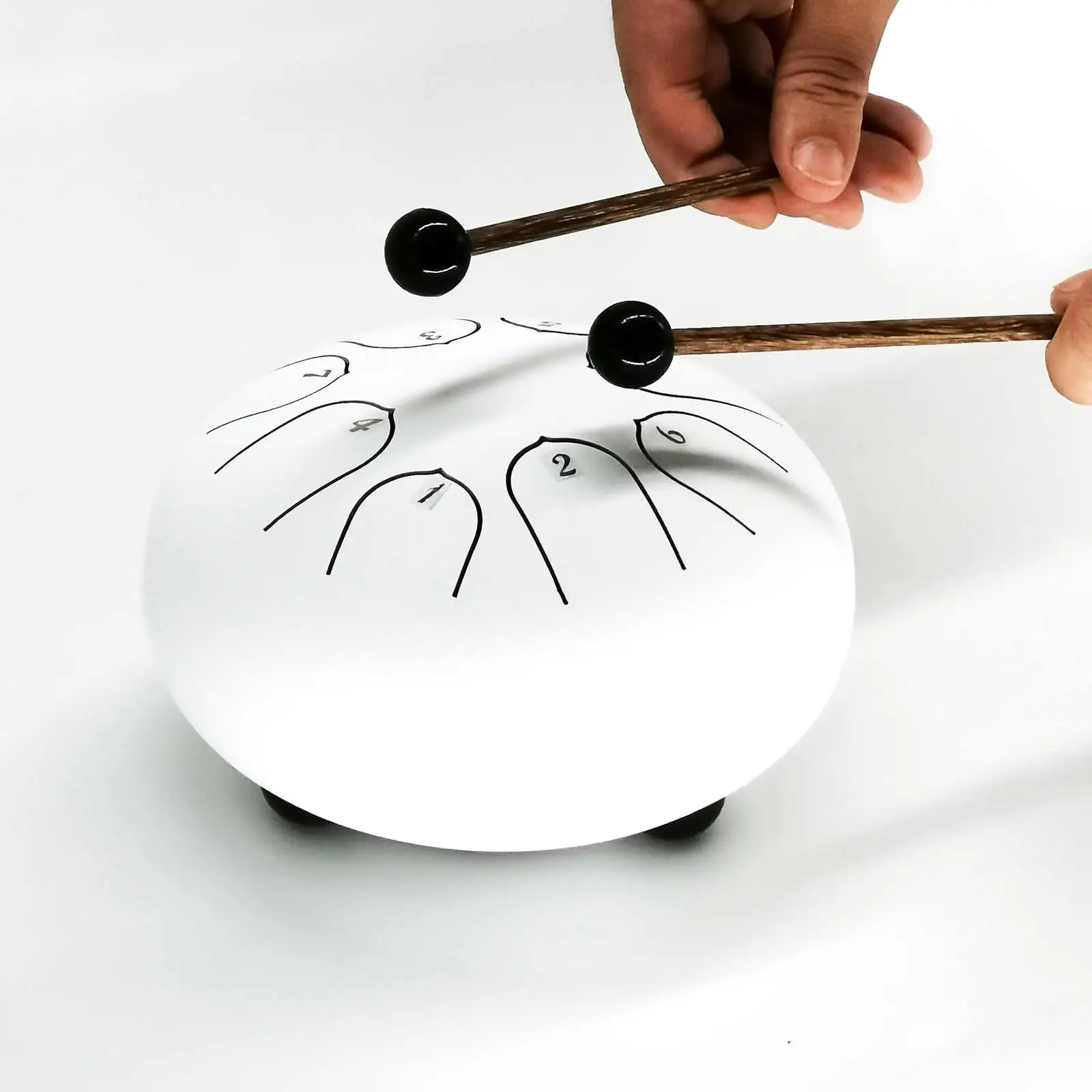 
 Детский музыкальный просвечивающий перкуссионный инструмент барабан для языка 6 дюймов 8 тонов, с барабанными палочками, стальной барабан для языка  