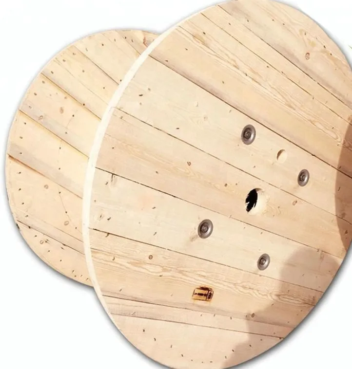 Пустые большие деревянные катушки для продажи