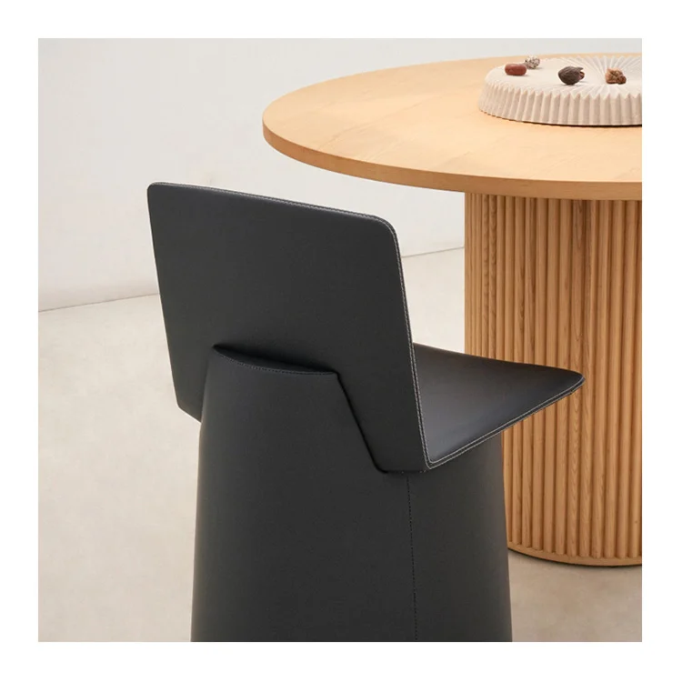 Hot Sale Luxury Russian Pine Wood Eco Leather Dine Chairs With Wheels Comfortable Solid Wood Dining Room Chair