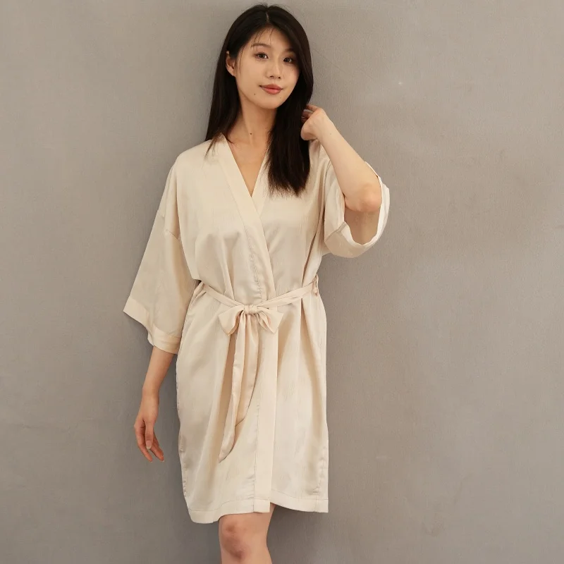 white Luxurious Silk Satin Robe Bathrobes Lightweight Soft Loungewear Sleepwear Nightwear