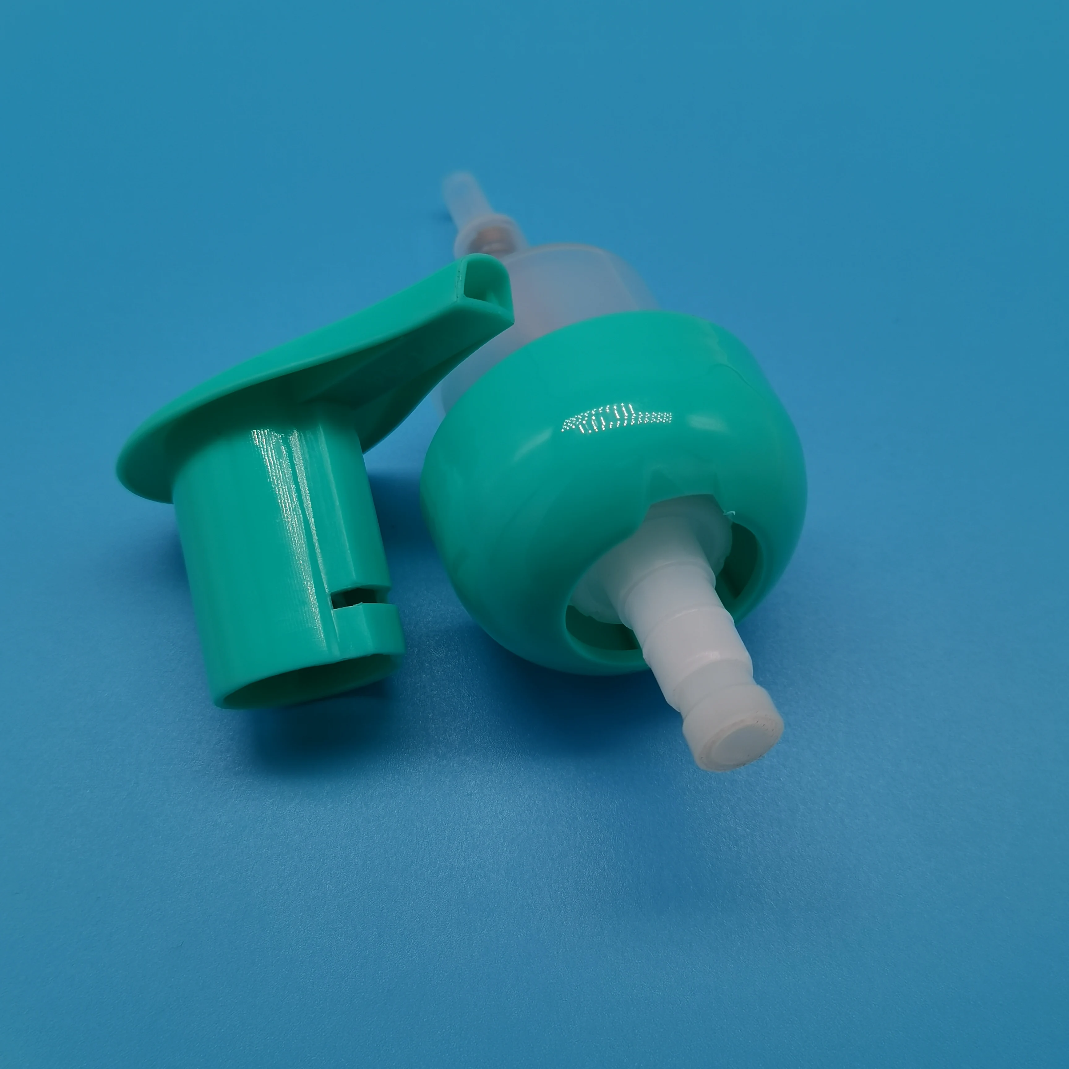 High-end atmospheric black 40mm left and right lock liquid foam pump hand washing bath dispenser