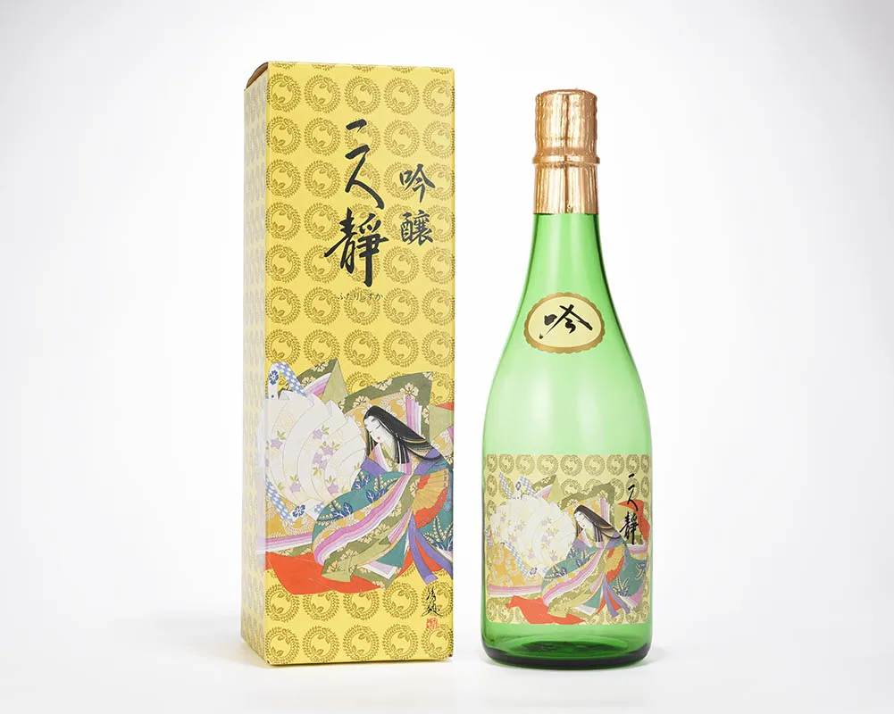Flowery scent sake rice wine mirin liquor glass beverage bottle