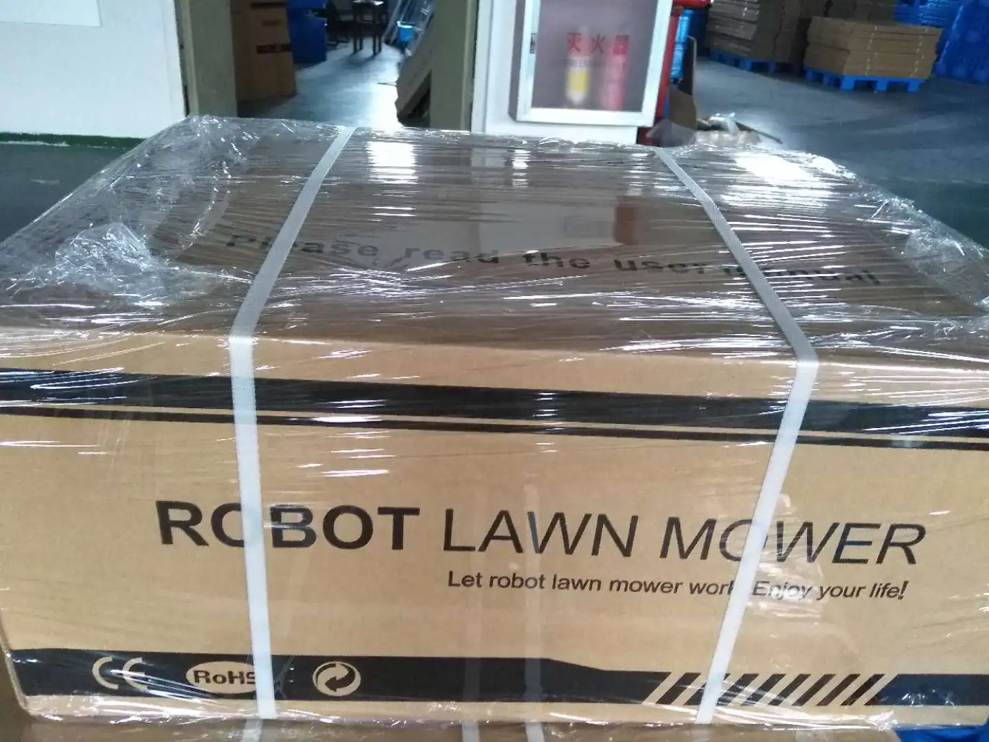 ,E1800ST robot lawn mower 1000m2 automatic and easy to operate