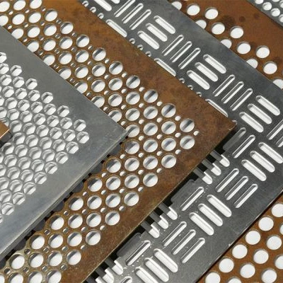Высокое качество микро отверстие мягкая сталь оцинкованный перфорированный металлический лист для балкона декоративный