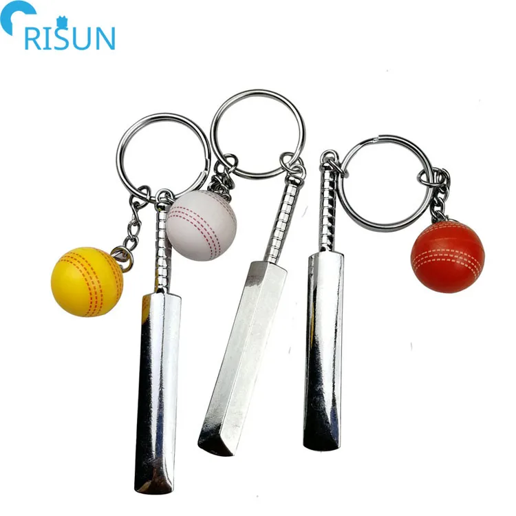 Wholesale Mini Cricket Keychain Customized Logo 3d Metal Cricket Bat Ball Key Chain Keyring Promotional Accessories