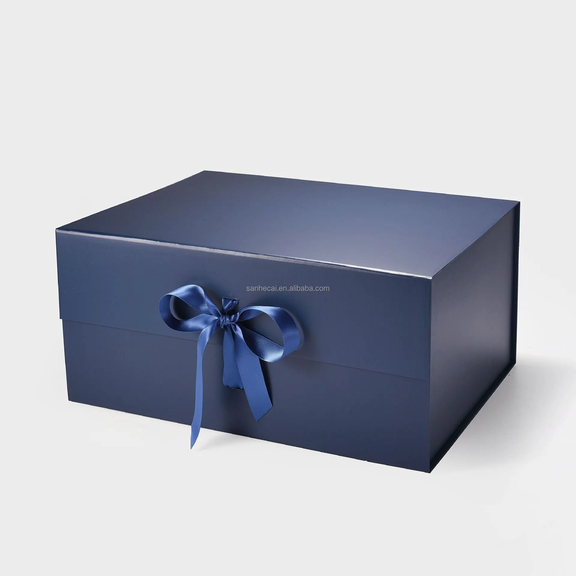 Custom environmentally friendly cardboard packaging magnetic buckle black cosmetics shoebox foldable ribbon gift box
