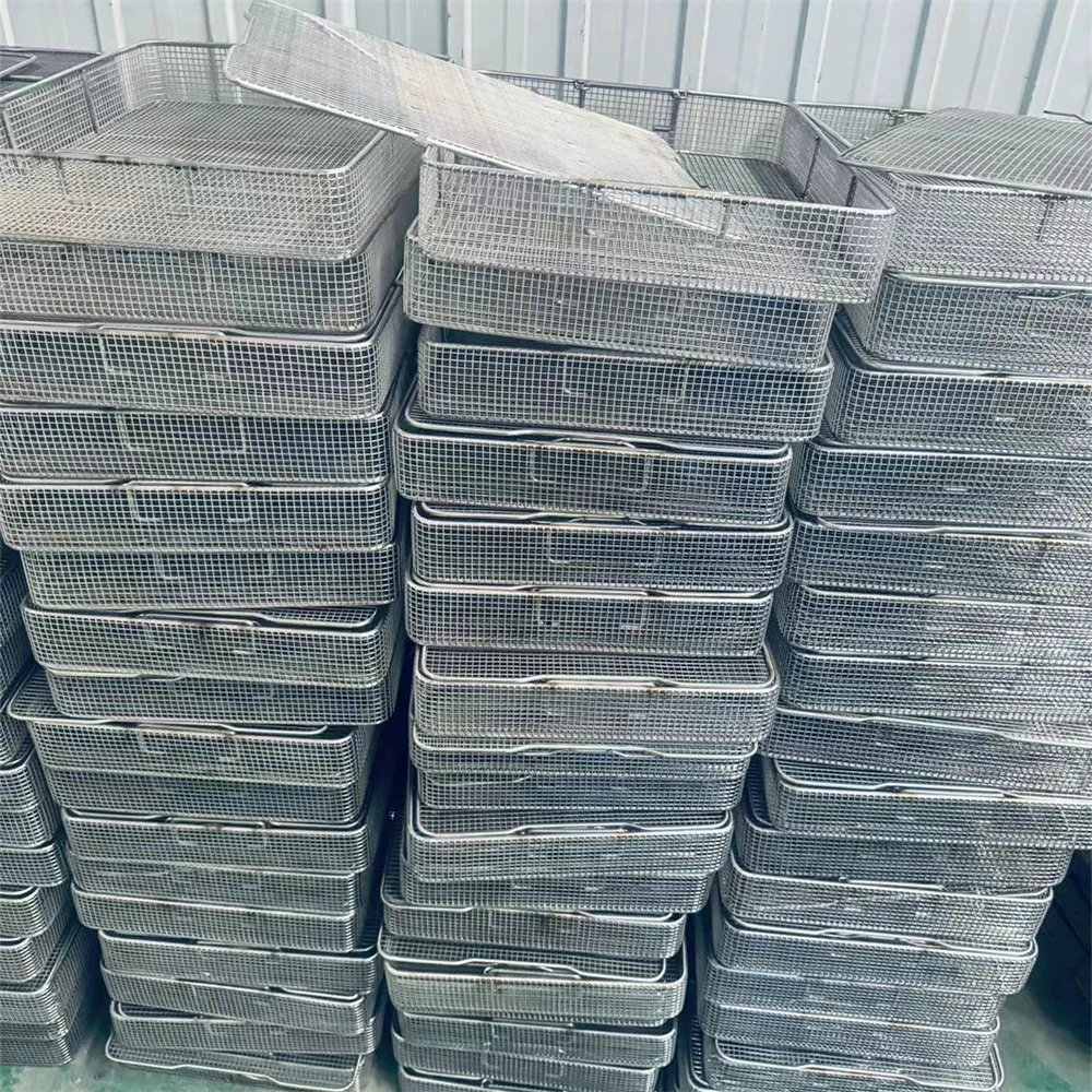 Stainless Steel 304/316 L Metal Wire Mesh Square Water Drop Drain Basket Kitchen Use Vegetables Fruit Washing Storage