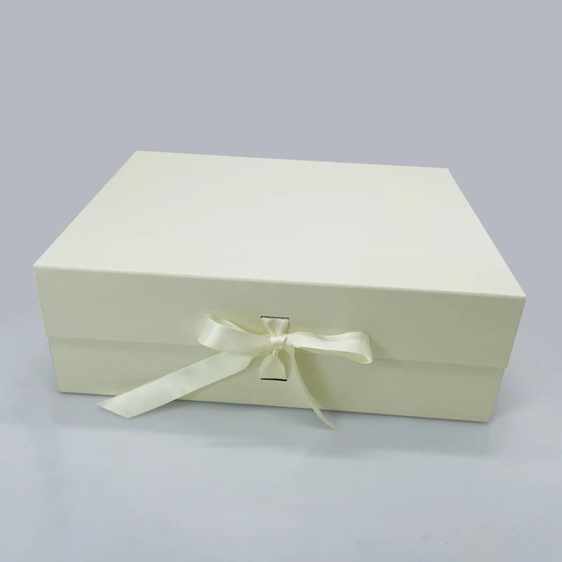 Custom Logo Beige Folding Luxury Rigid Packaging Paper Magnetic Gift Box With Foam