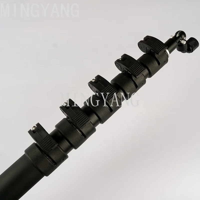 Factory direct carbon fiber telescopic pole roof dust broom spider web cleaning broom long handle cleaning tool