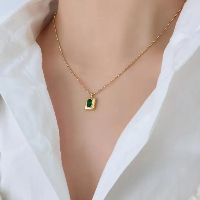 AZL New luxury oval White stone necklace titanium steel plated 18 gold choker jewelry