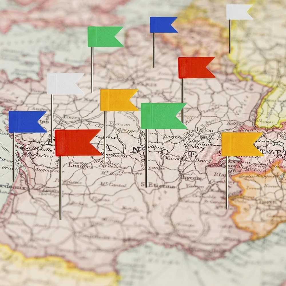 Colored Flag Map Push Pins  300 Pack  Multicolored Decorative Travel Map Tacks Plastic Head with Steel Point for Cork Bulletin