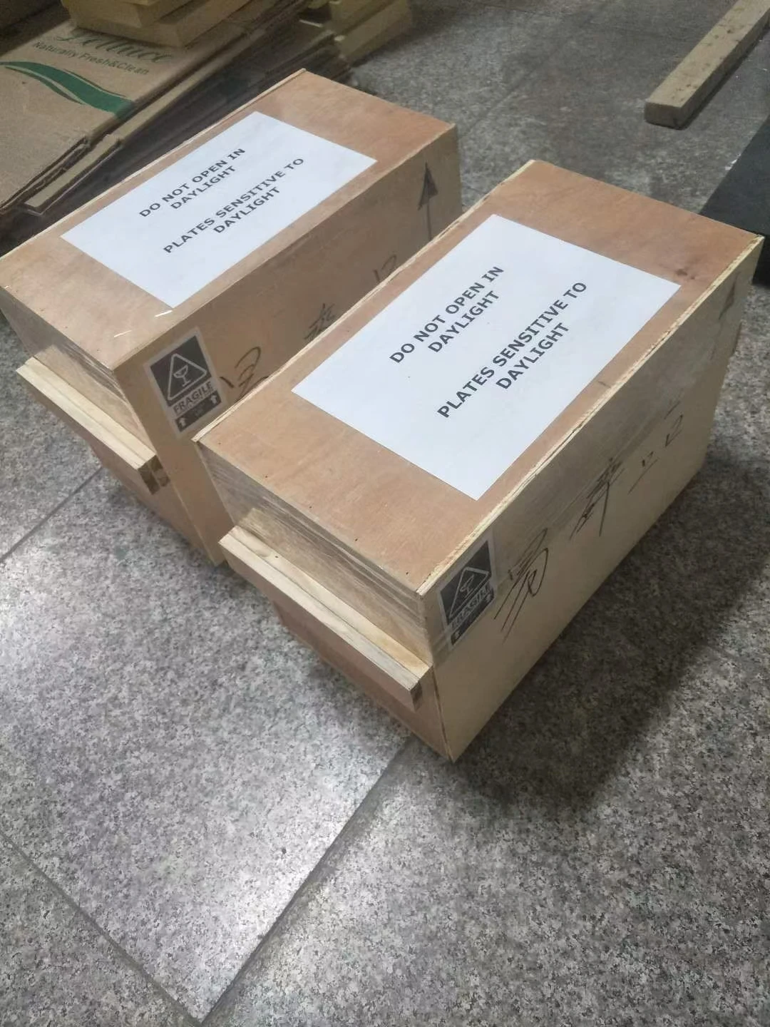 Фотостойкая пластина для голограммы master machine, фотостойкая стеклянная пластина с покрытием для голографической печати, 1 коробка, 10 шт., 250*200*3 мм