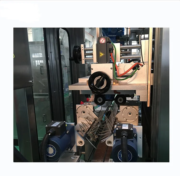 Automatic Pet Bottle Label Applicator Shrink Sleeve Labeling Machine