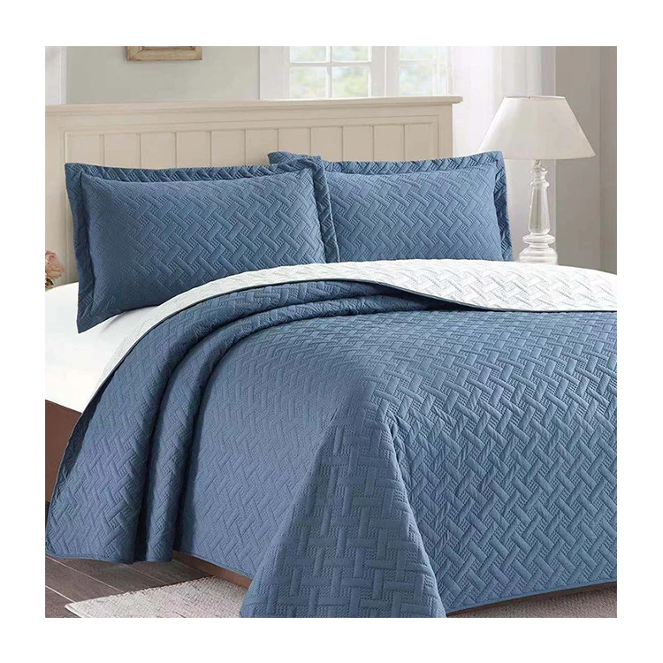 Medium thickness quilt haze blue reversible Jacquard summer ultrasonic summer quilt comforter set