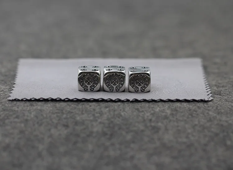  Silver sieve dice Fun accessories Luxury office ornaments Cross solid bar screen Thai silver