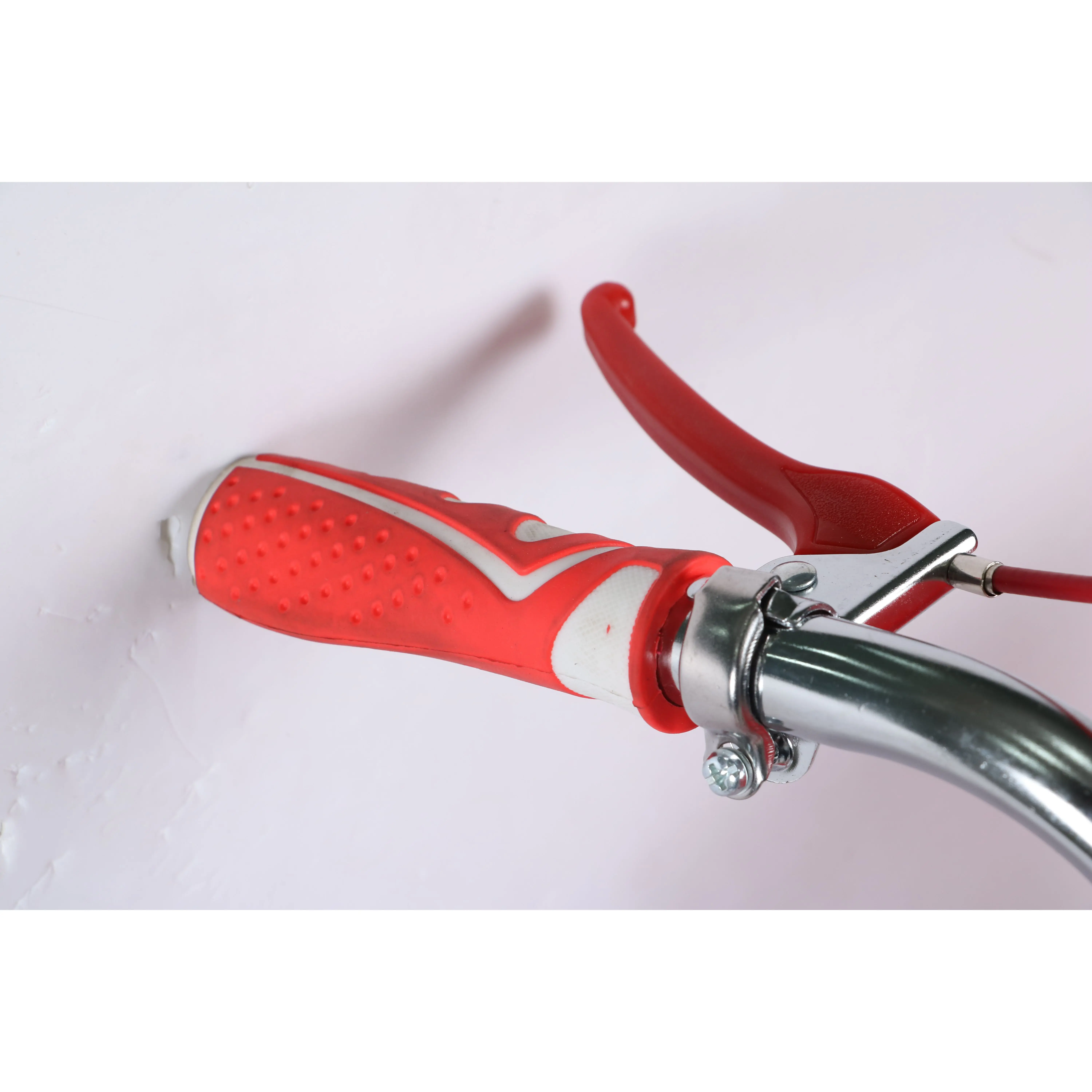 Fashionable 24-Inch City Bicycle Leisure Single Speed Steel Frame with Aluminum Fork Classic Style for Men and Women