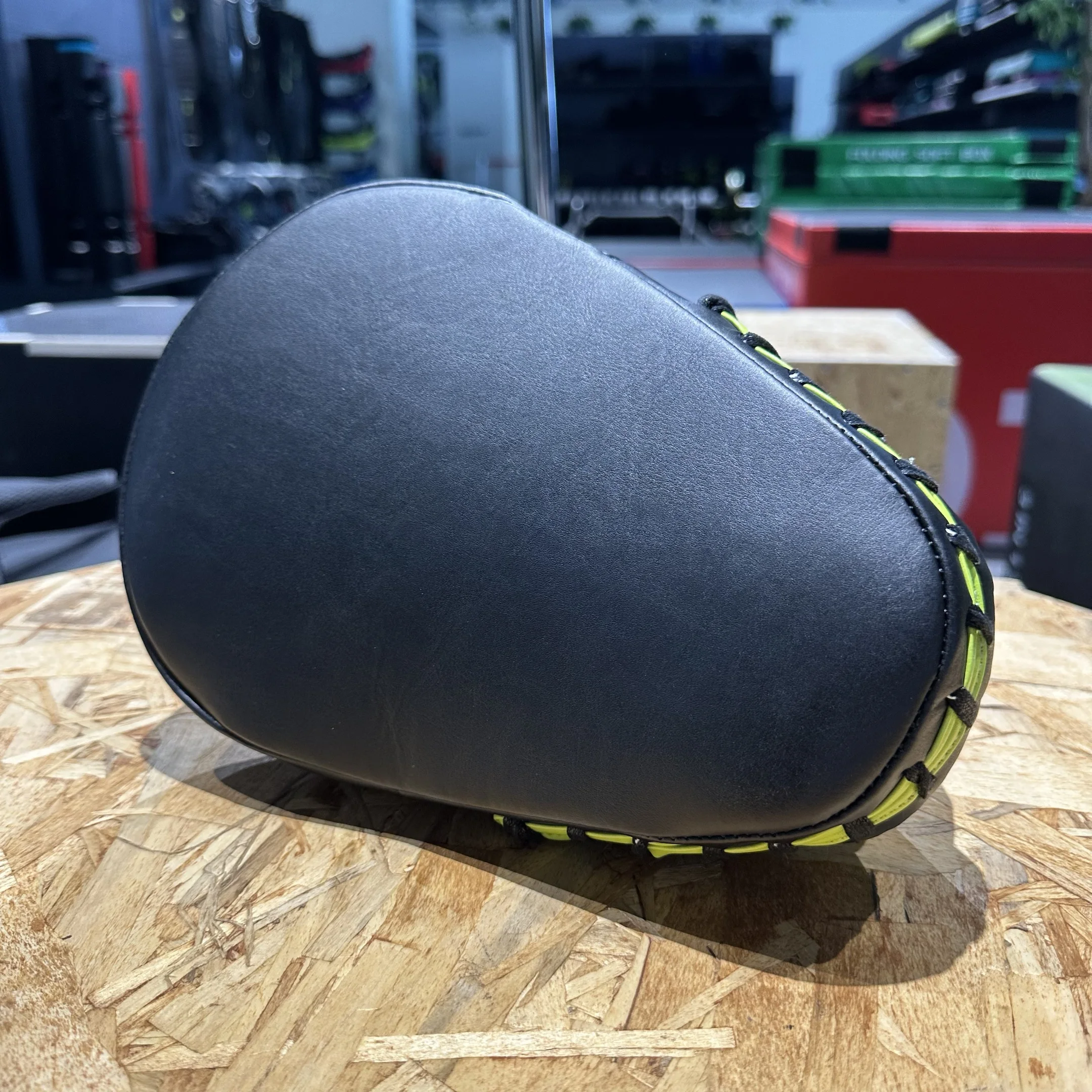 MDBuddy Boxing Curved Focus Punching Mitts For Martial Arts And Boxing Training