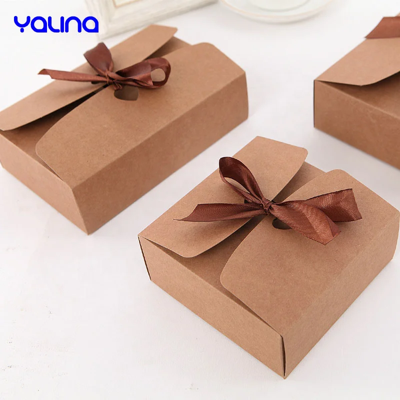 Custom logo kraft boxes with bowknot ribbon disposable packaging boxes food dessert cake boxes