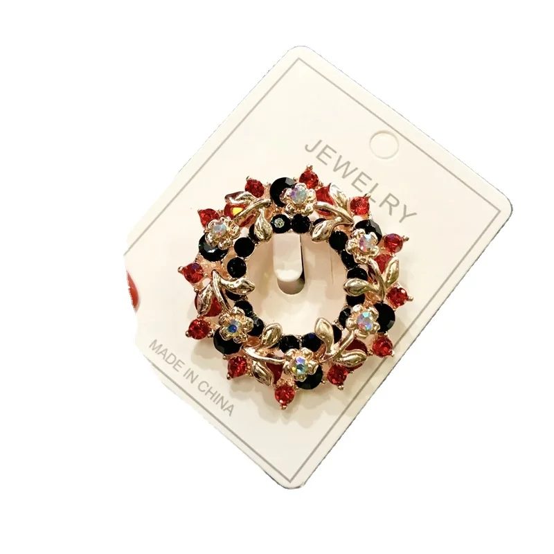 A1624 Luxury Exquisite Christmas Brooch Pin Snowman Santa Claus Boot Garland Fashion Jewelry Gift Christmas Decoration Brooch