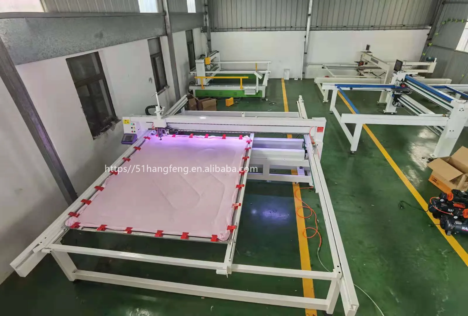 New 2022 horizontal two way quilting machinery high speed quilting and embroidery border machine for quilt