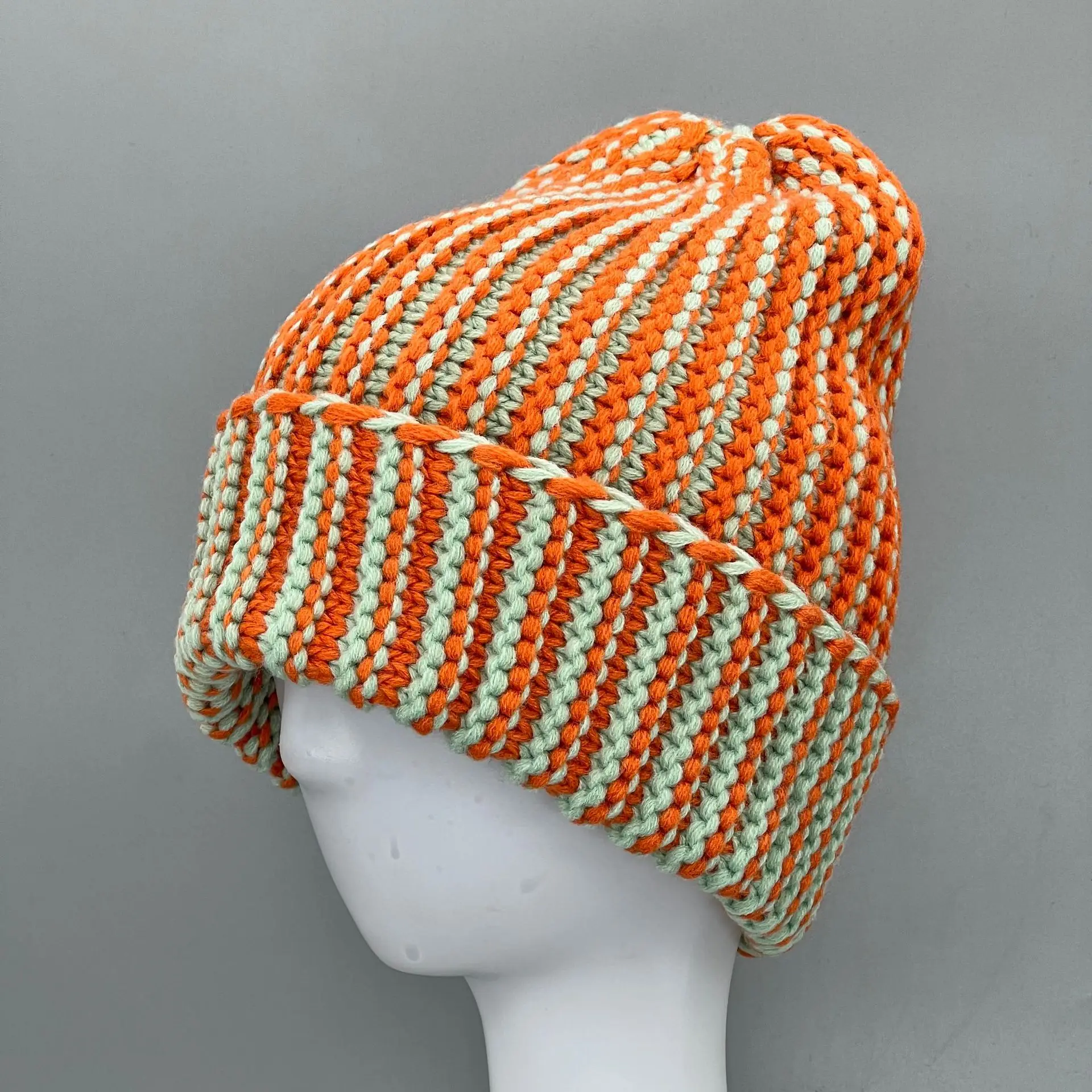 High Quality Acrylic Two Tone Beanies For Winter Unisex Custom Logo Heavy Knitted Hat