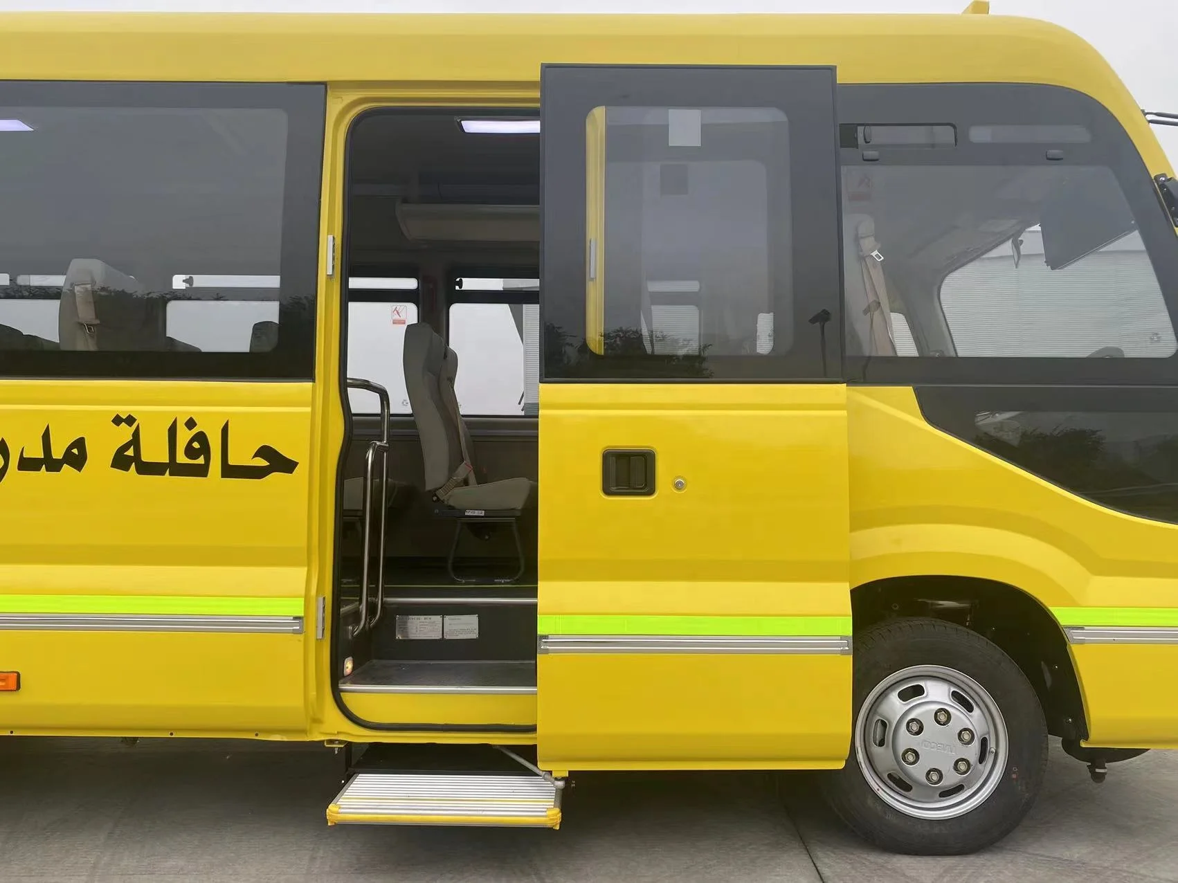 Customization 7m Diesel Engine 22 Seats Coaster School Student Shuttle Bus Automation Transmission