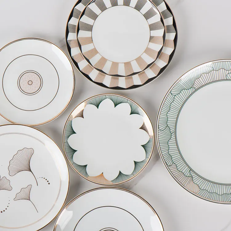 Wholesale Bulk luxury plates Reusable Gold Round Dish Under Dinner Plate Wedding Charger Plate