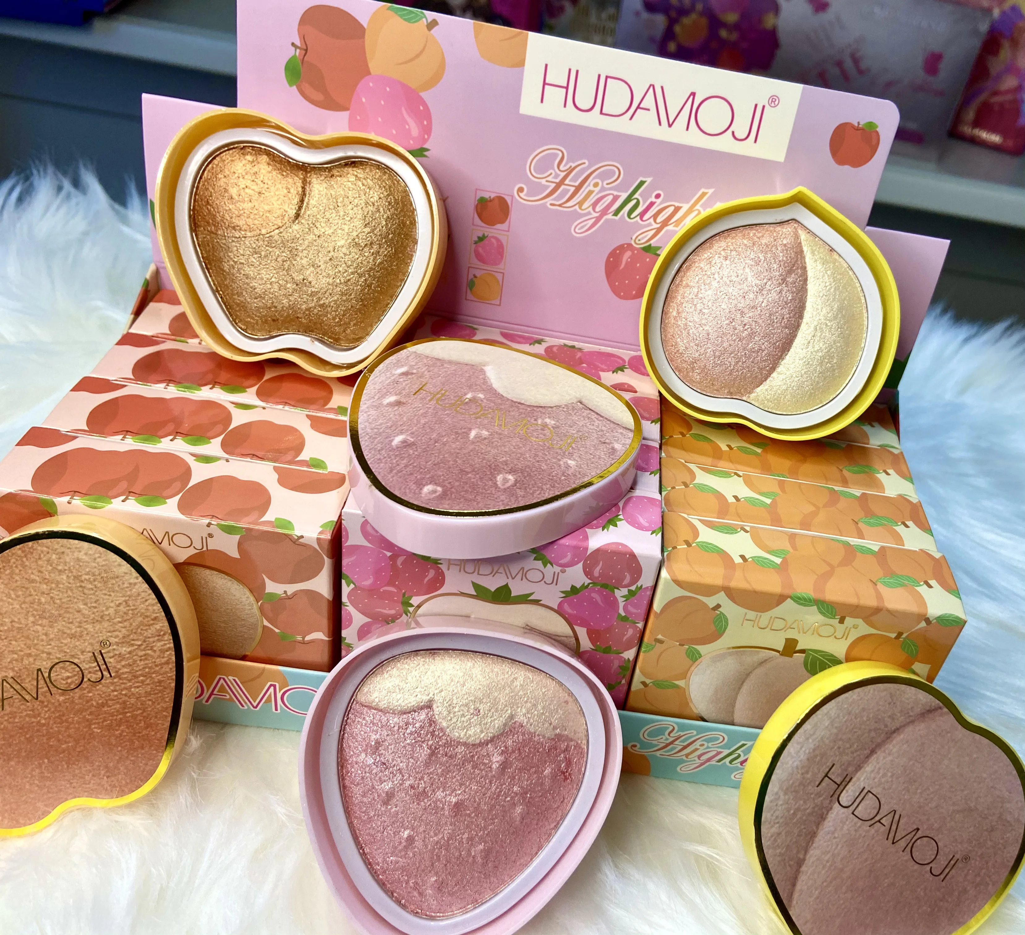 High quality wholesale 3 models double colors Fruit Shape Highlighter Ultramo same iluminadores colorete al por mayor