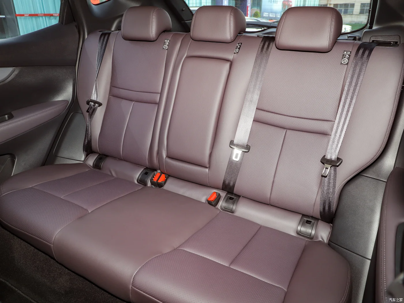 Хорошее качество низкая цена NISSAN QASHQAI Carro Electrico 2.0LXV Prem Night Edition второй автомобиль б/у