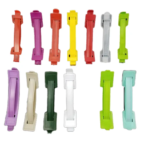 Wholesale New Materials Customized removable plastic handle suitable for bags and suitcases