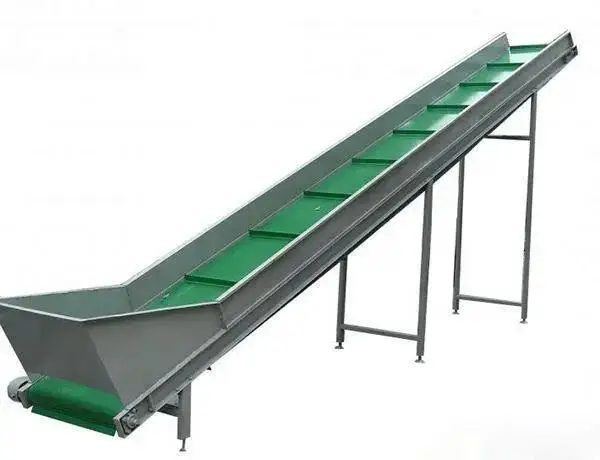 Factory Customization  Climbing Food Grade PVC Belt  Conveyor With Baffler for Grains