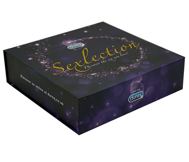 Custom luxury white magnet flap clothing paper box foldable magnetic closure gift boxes with black ribbon